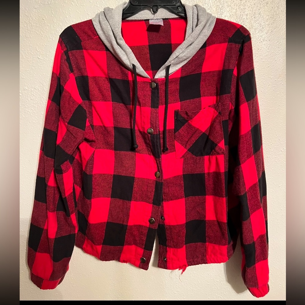 No boundaries flannel hood